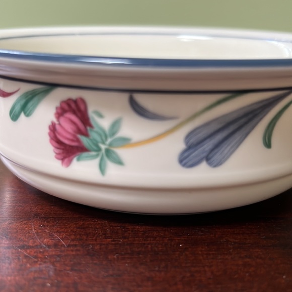 Lenox Poppies on Blue Creamer and Fruit Dessert Sauce Bowl - Picture 11 of 16